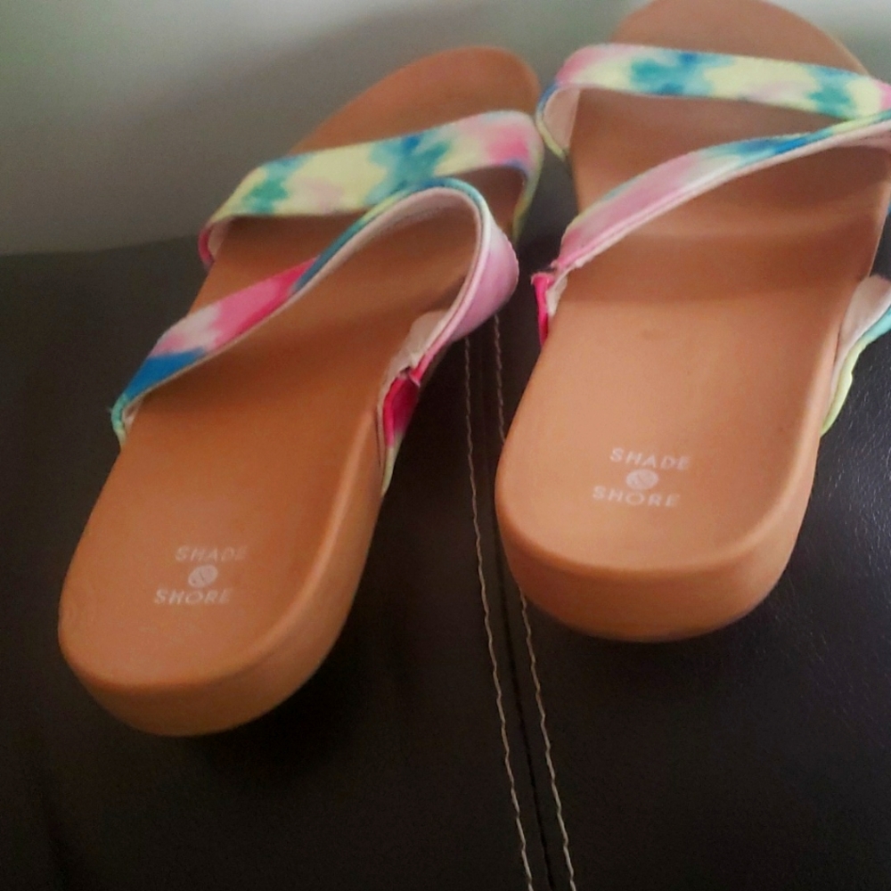 Ladies slippers